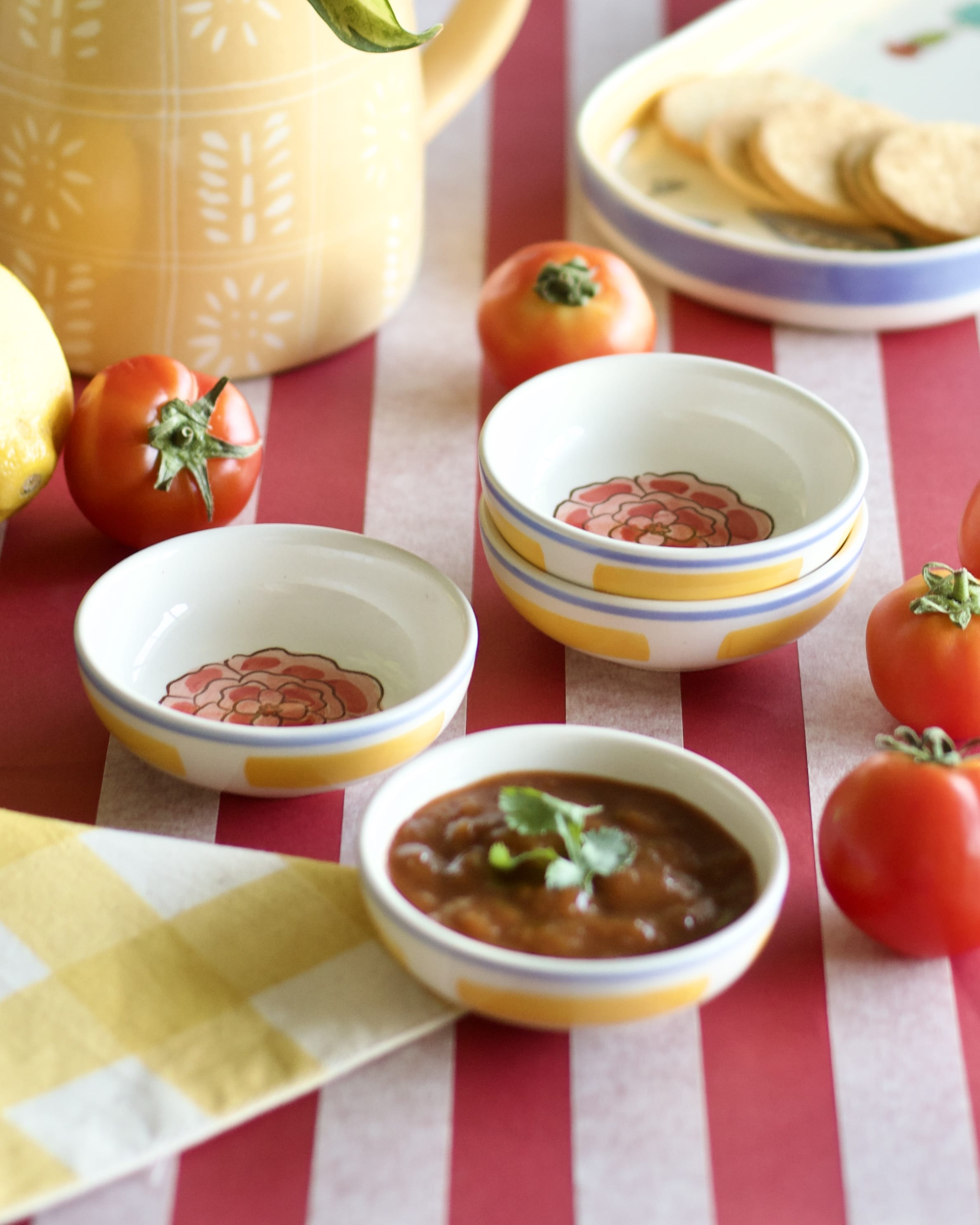 Stripe & Stem Handpainted Ceramic Nut Bowl - Set of 4