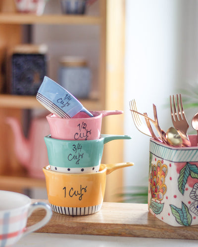 Summer Measuring Cups