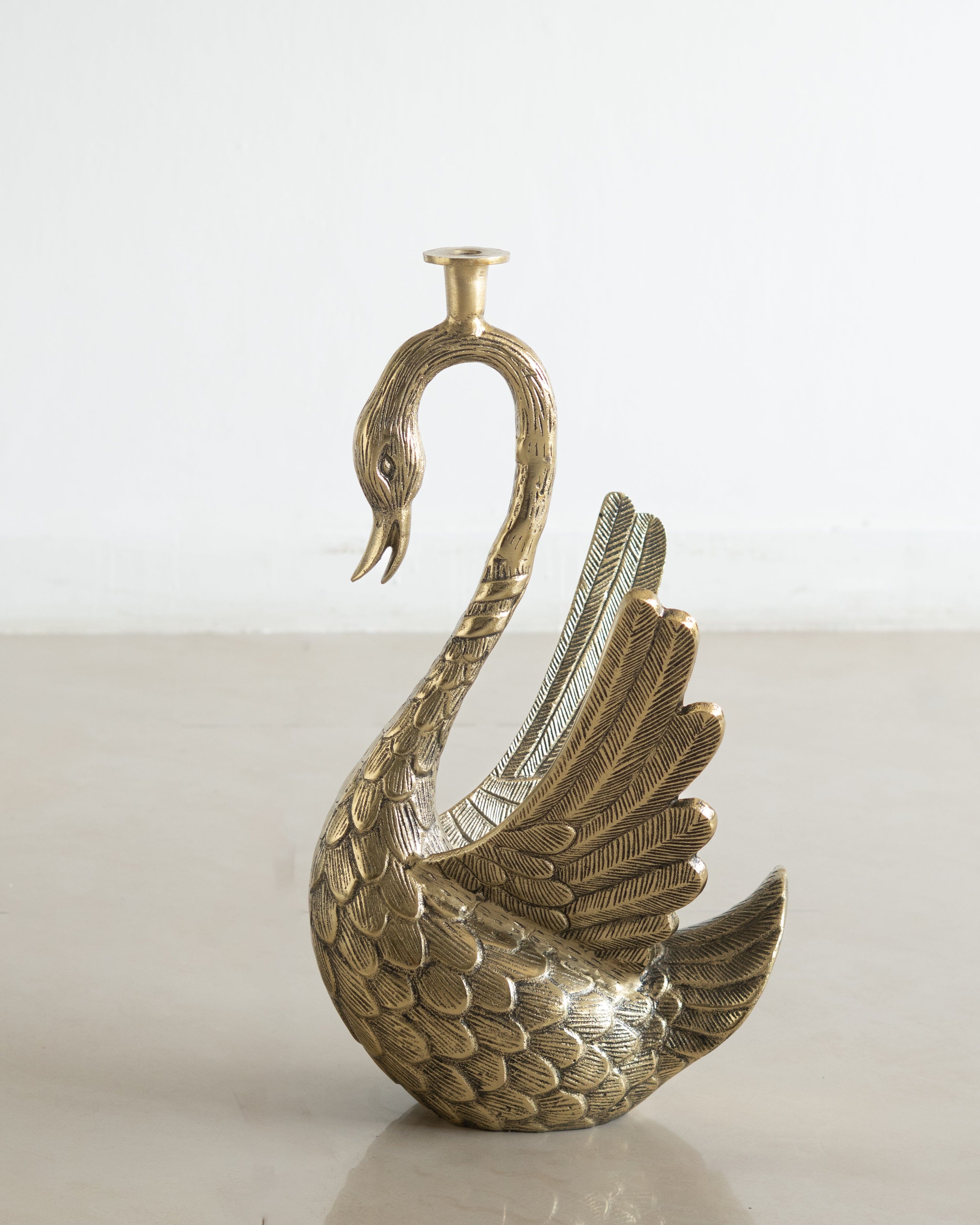 Swan Classic Casted Side Table