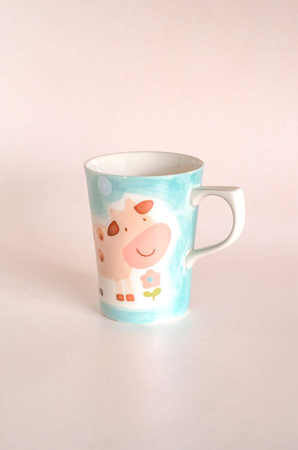 Tea cups & coffee mugs Barnyard Bash Mug: Cow