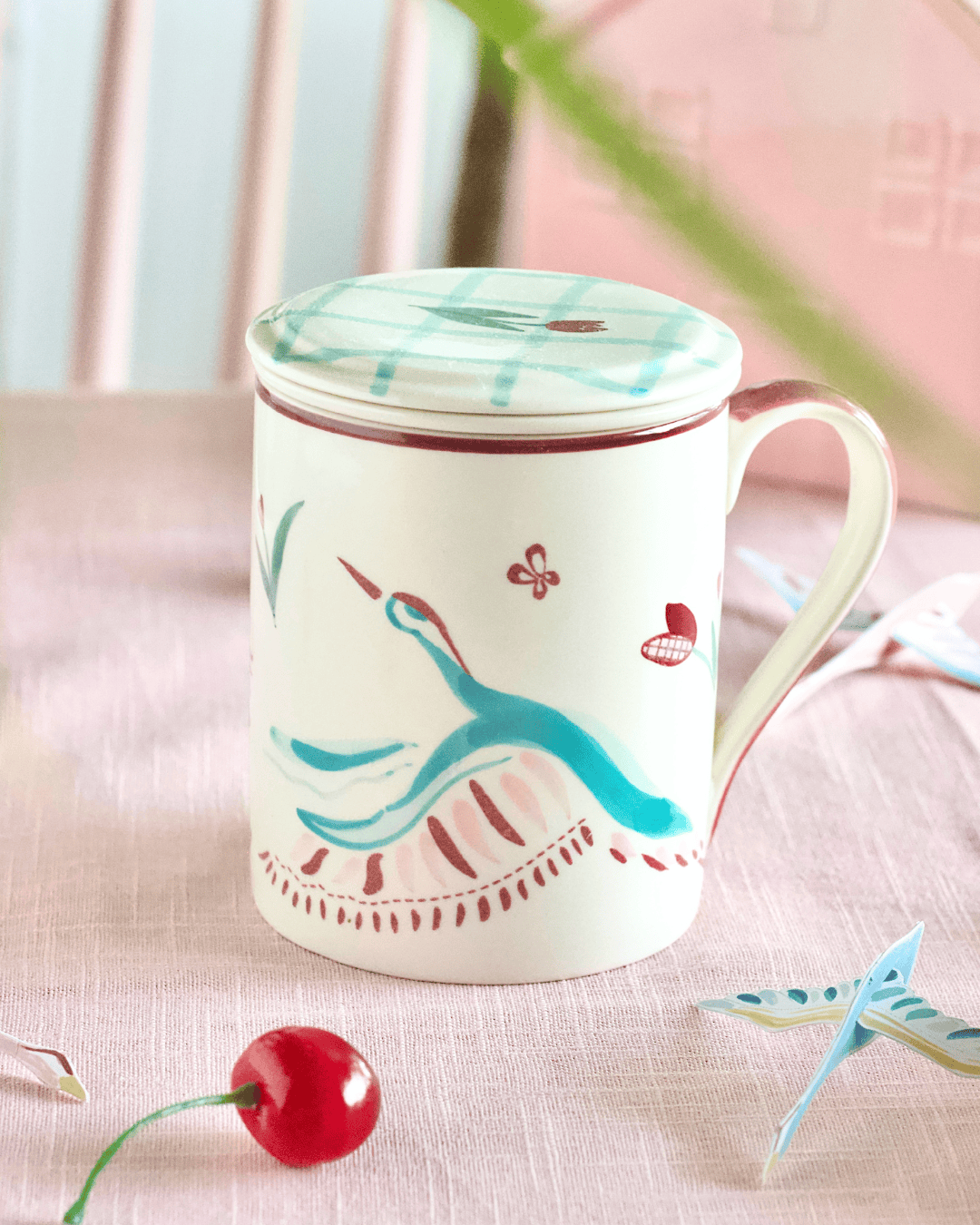 Tea cups & coffee mugs Skylark Handpainted Ceramic Infuser Mug with Lid 410 ml | The Wishing Chair