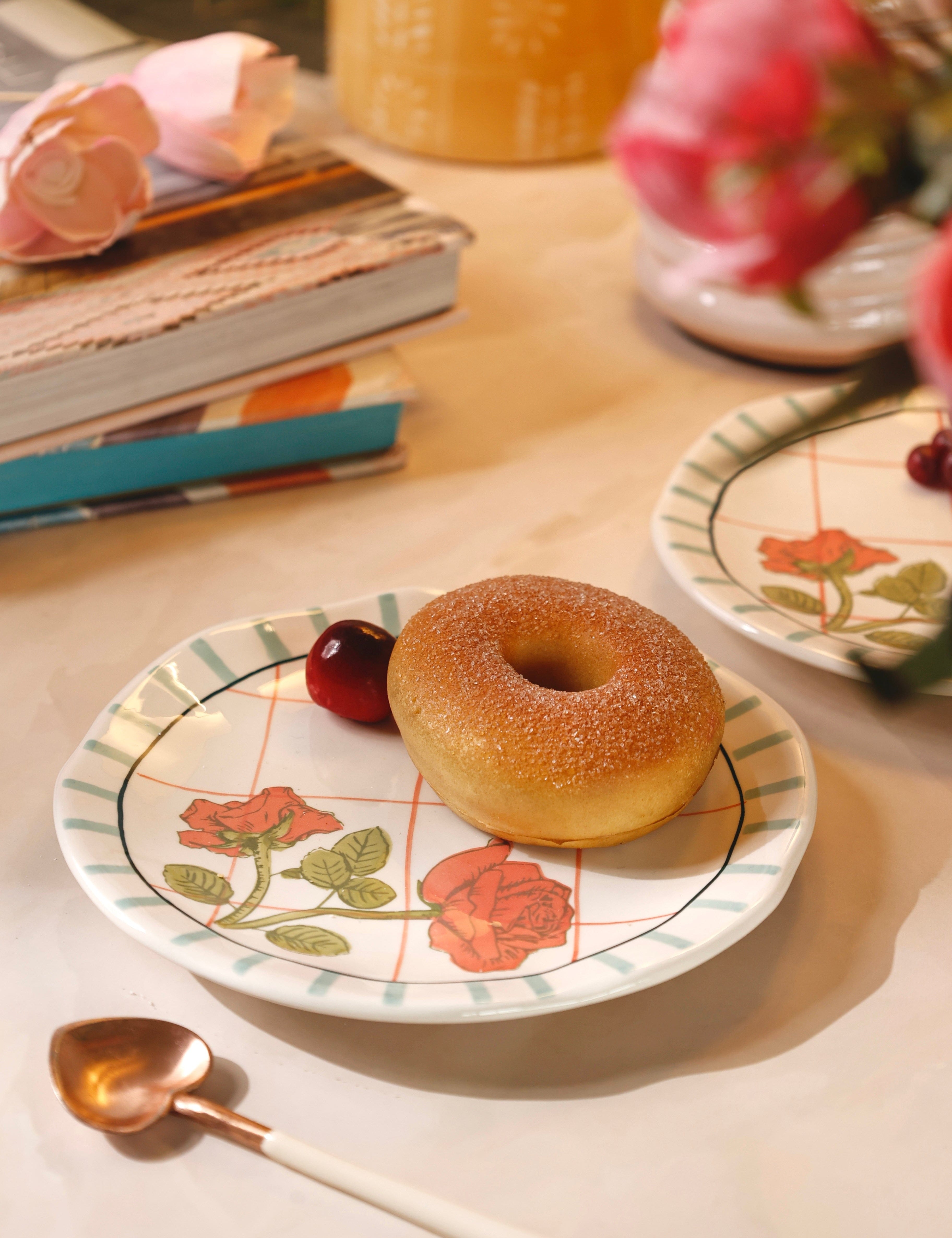 Tea Garden Round Snack Plates - Set of 4