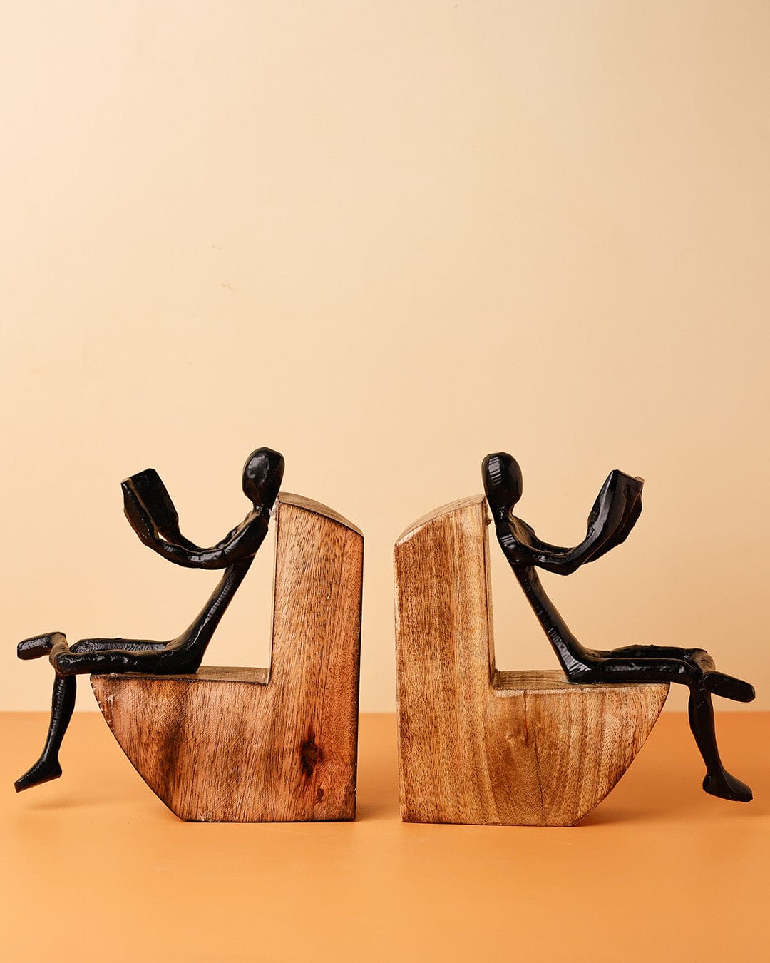 The Reader reclaimed-wood bookends, set of 2, for book lovers | The Wishing Chair