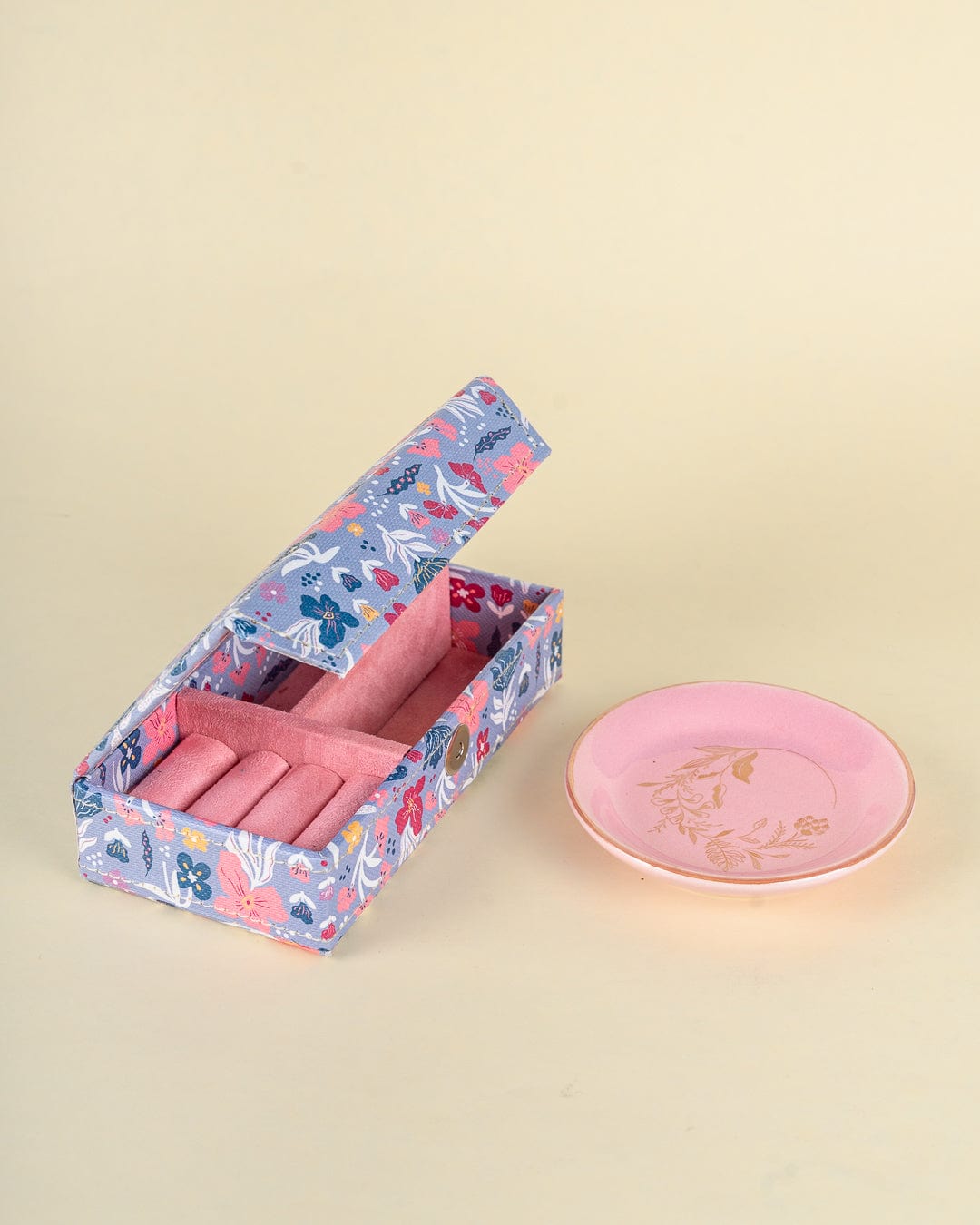 Treasured Keepsakes Curated Gift Box Set - Treasured Keepsakes Curated Gift Box Set - The Wishing Chair 