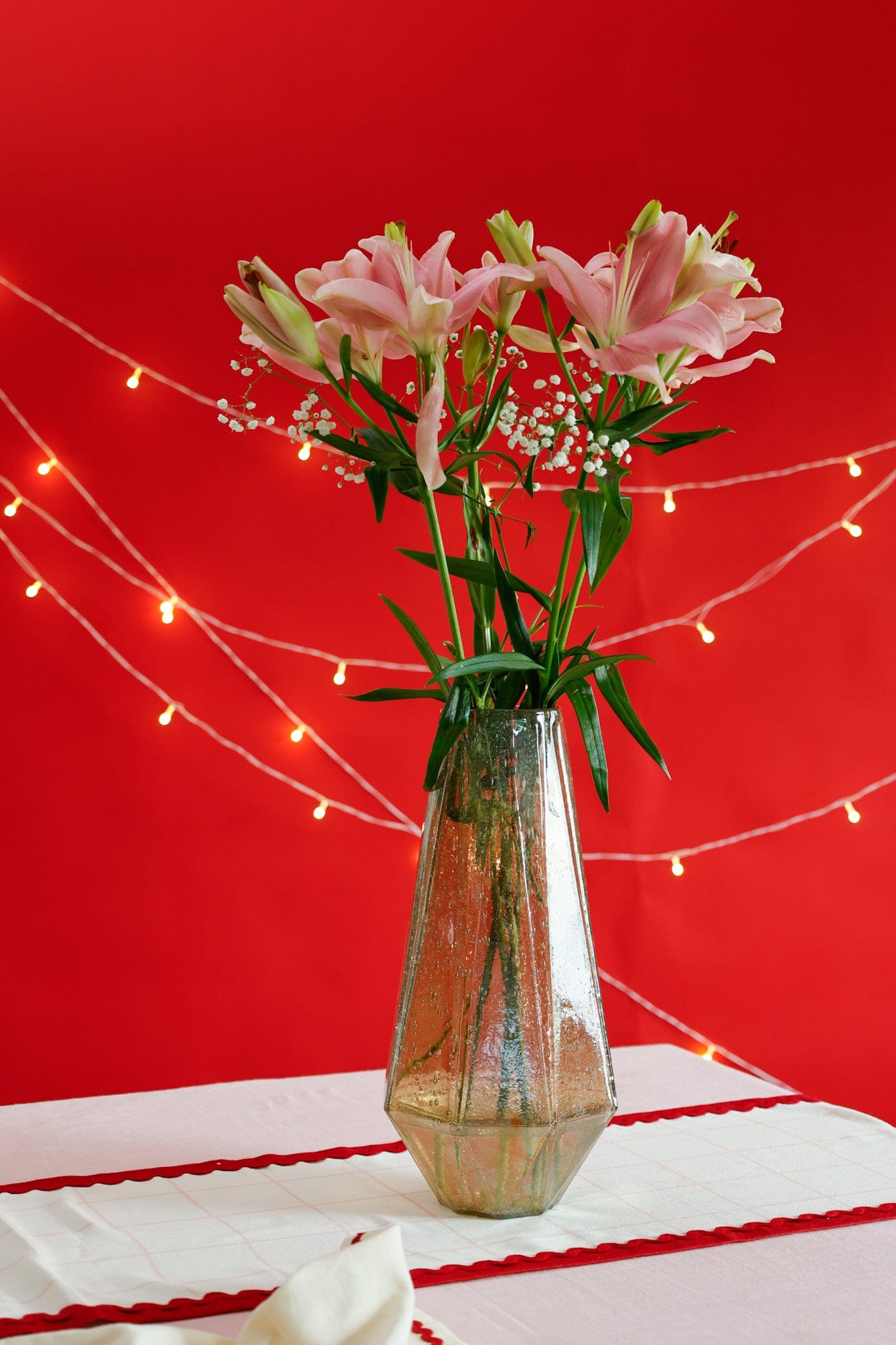 Vases & Planters Tasseleate Glass Vase