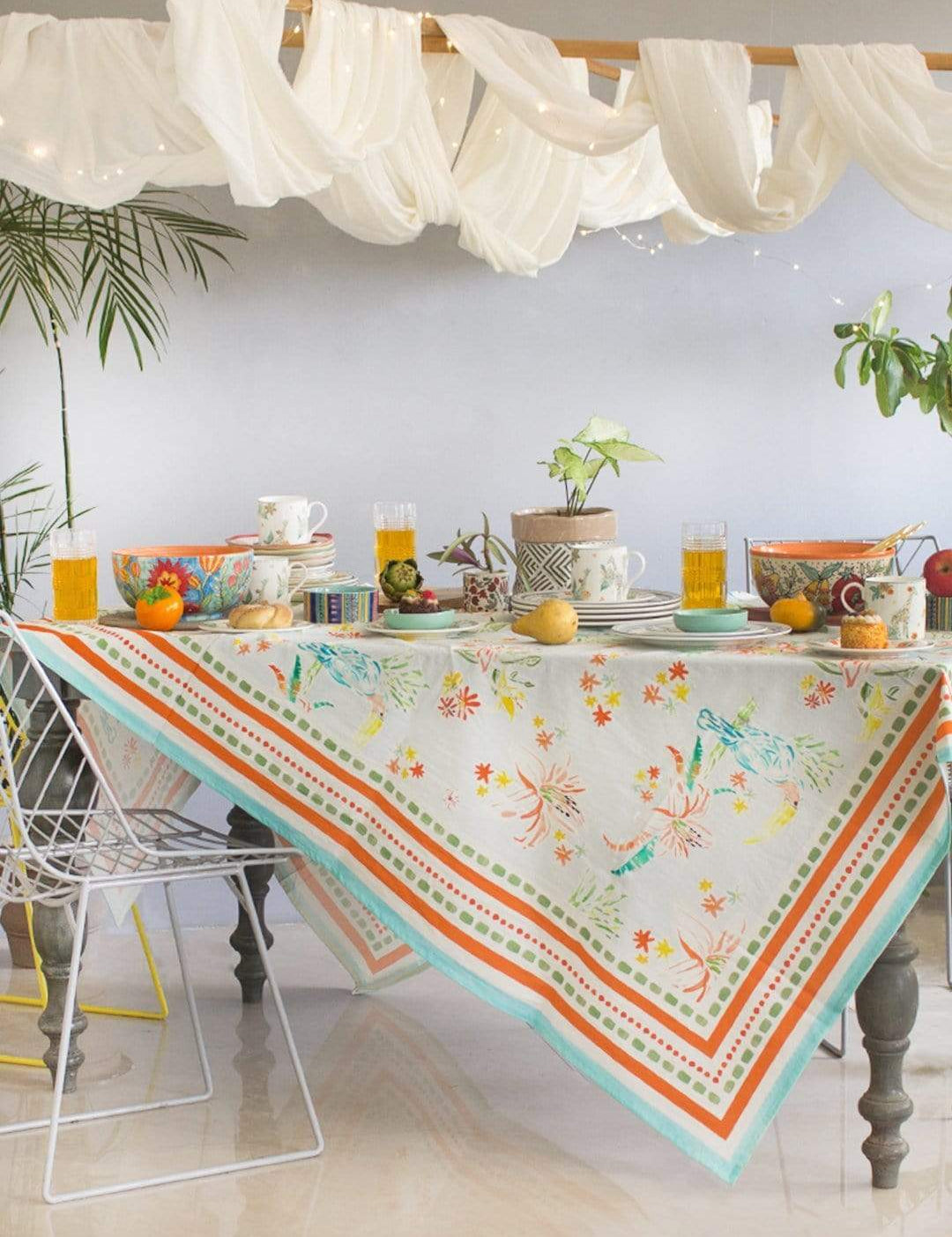 Where The Grass Is Green Table Cover