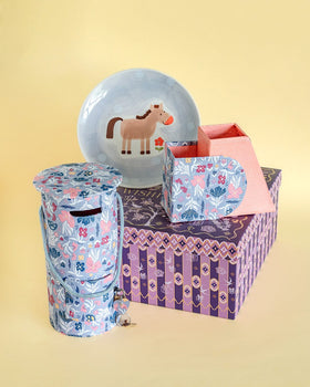  Young Explorer Curated Gift Box Set - Young Explorer Curated Gift Box Set - The Wishing Chair 