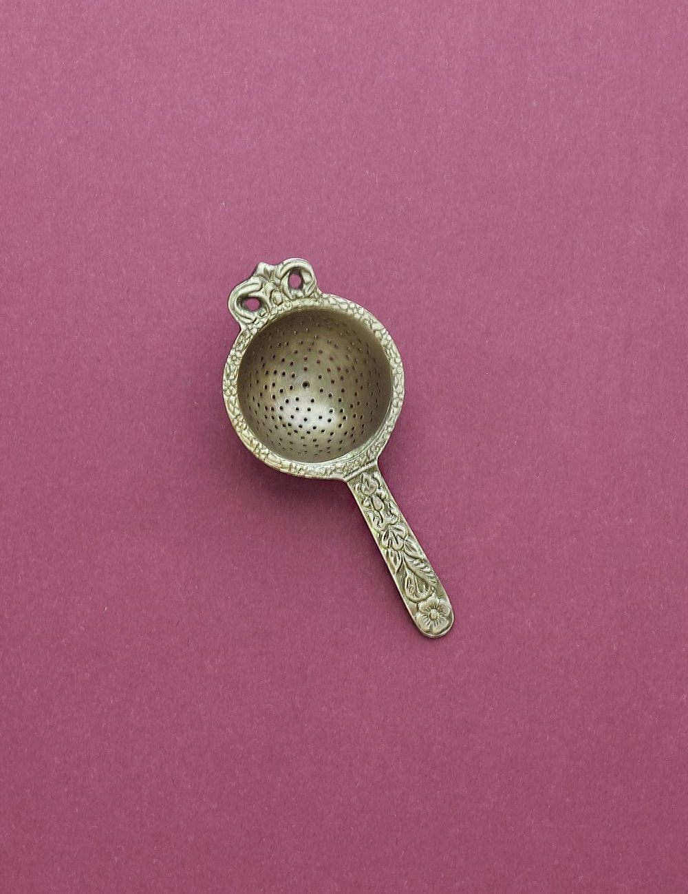 Voila Tea Strainer - The Wishing Chair