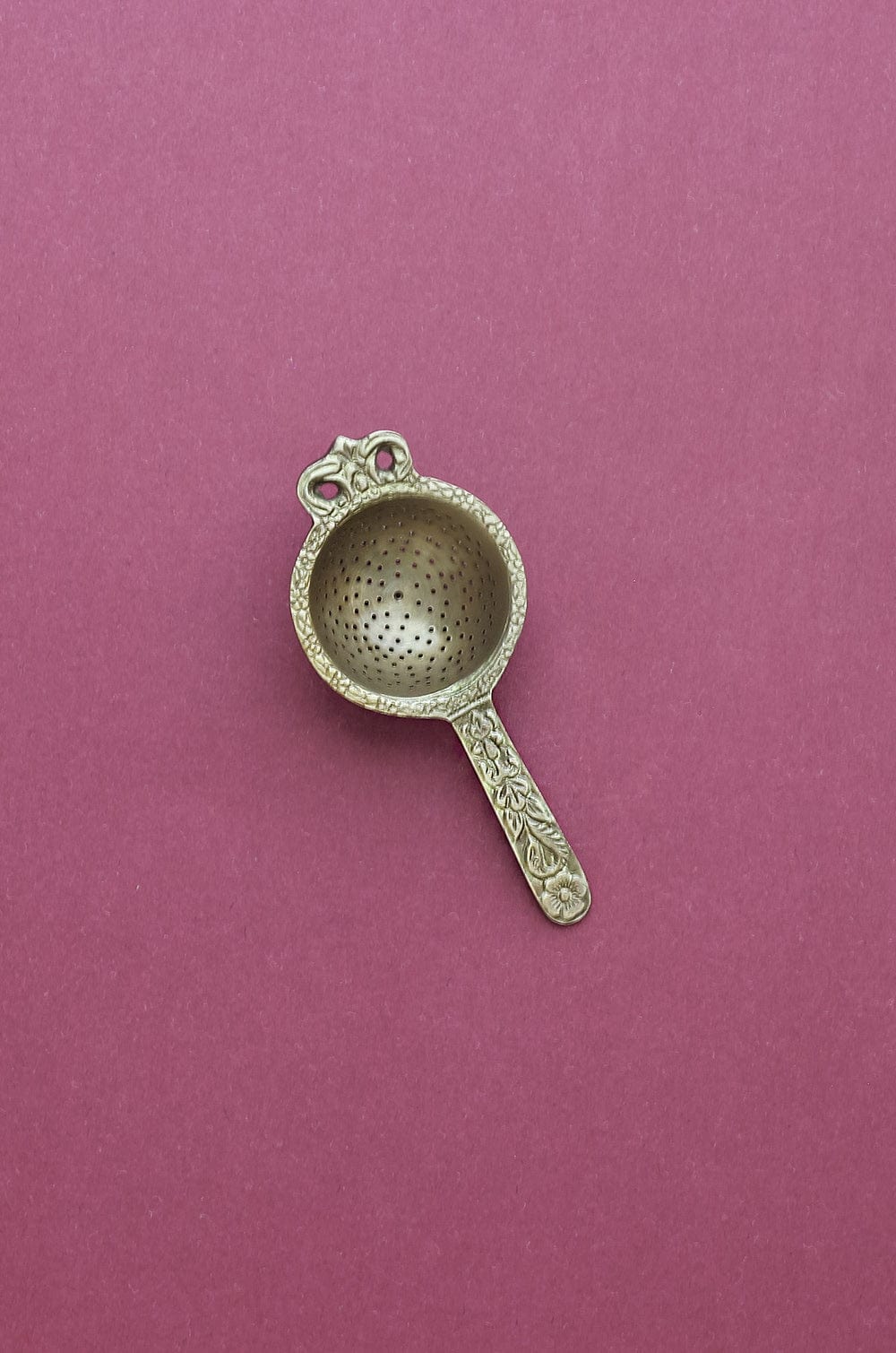 Voila Tea Strainer - The Wishing Chair