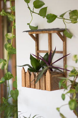 Wooden Hut Planter Holder - The Wishing Chair
