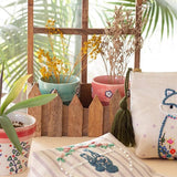 Wooden Hut Planter Holder - The Wishing Chair