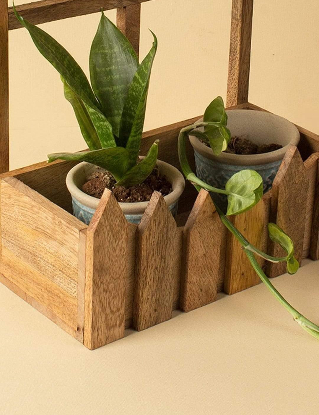 Wooden Hut Planter Holder - The Wishing Chair