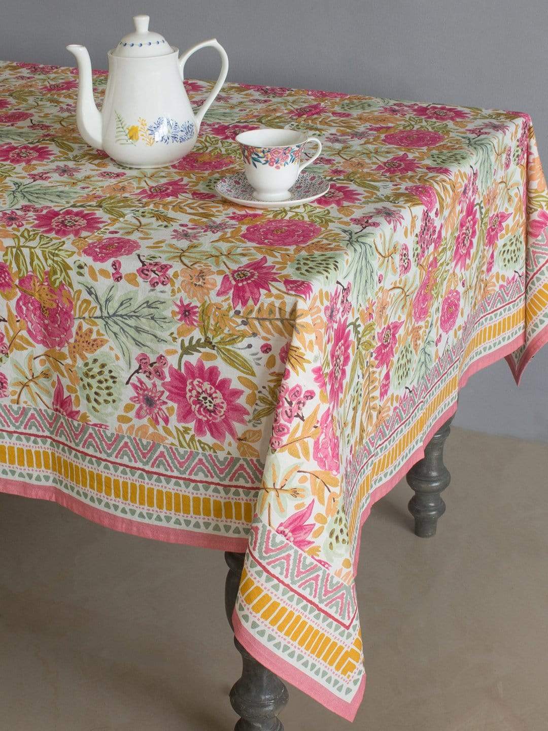 Forever Bloom Table Cover