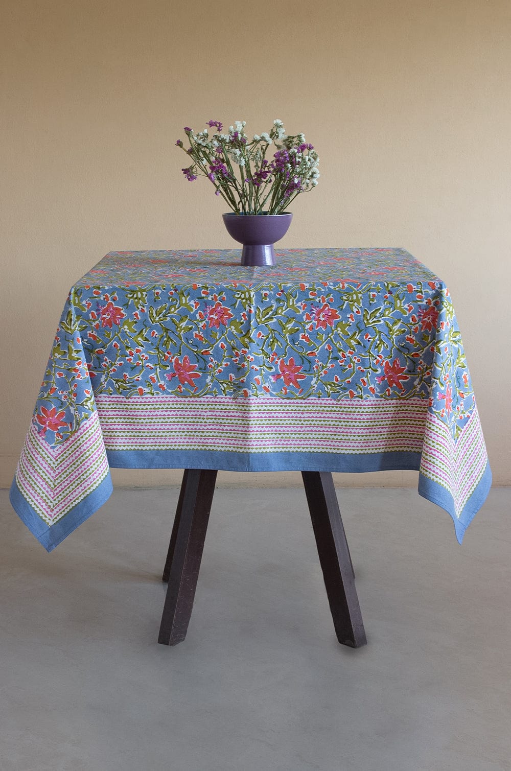 Love in Full Bloom Table Cloth - 4 seater