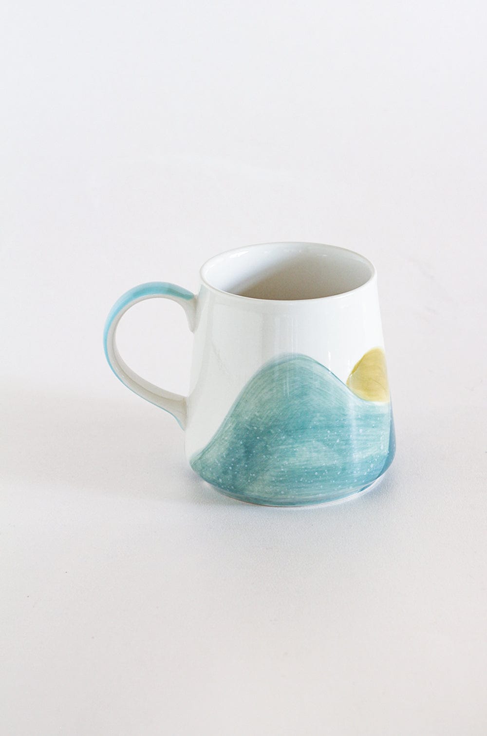  Mugs Wilderness Handpainted Ceramic Mug - Wilderness Handpainted Ceramic Mug - The Wishing Chair 