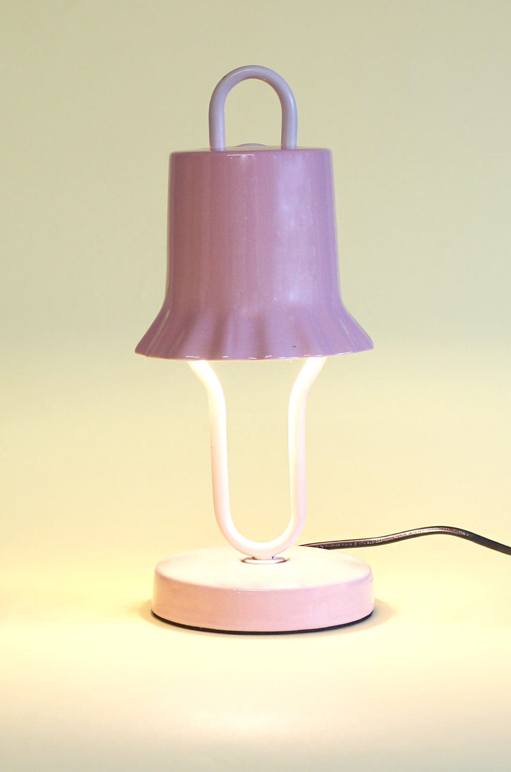 Pink Serenity Scalloped Ceramic Lamp