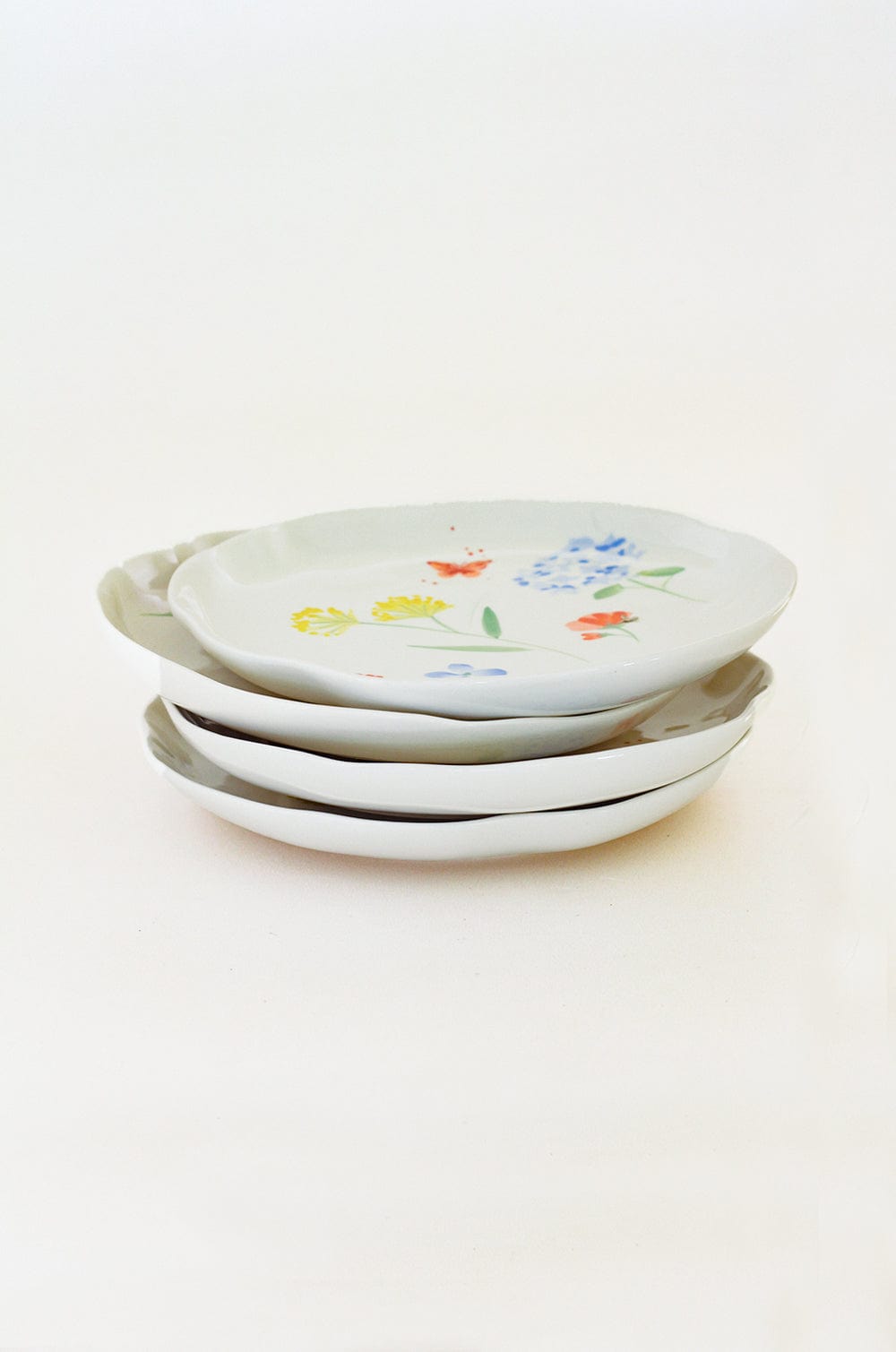  Plates Wildflower Meadow Handpainted Ceramic Plates - Set of 4 - Wildflower Meadow Handpainted Ceramic Plates - Set of 4 - The Wishing Chair 