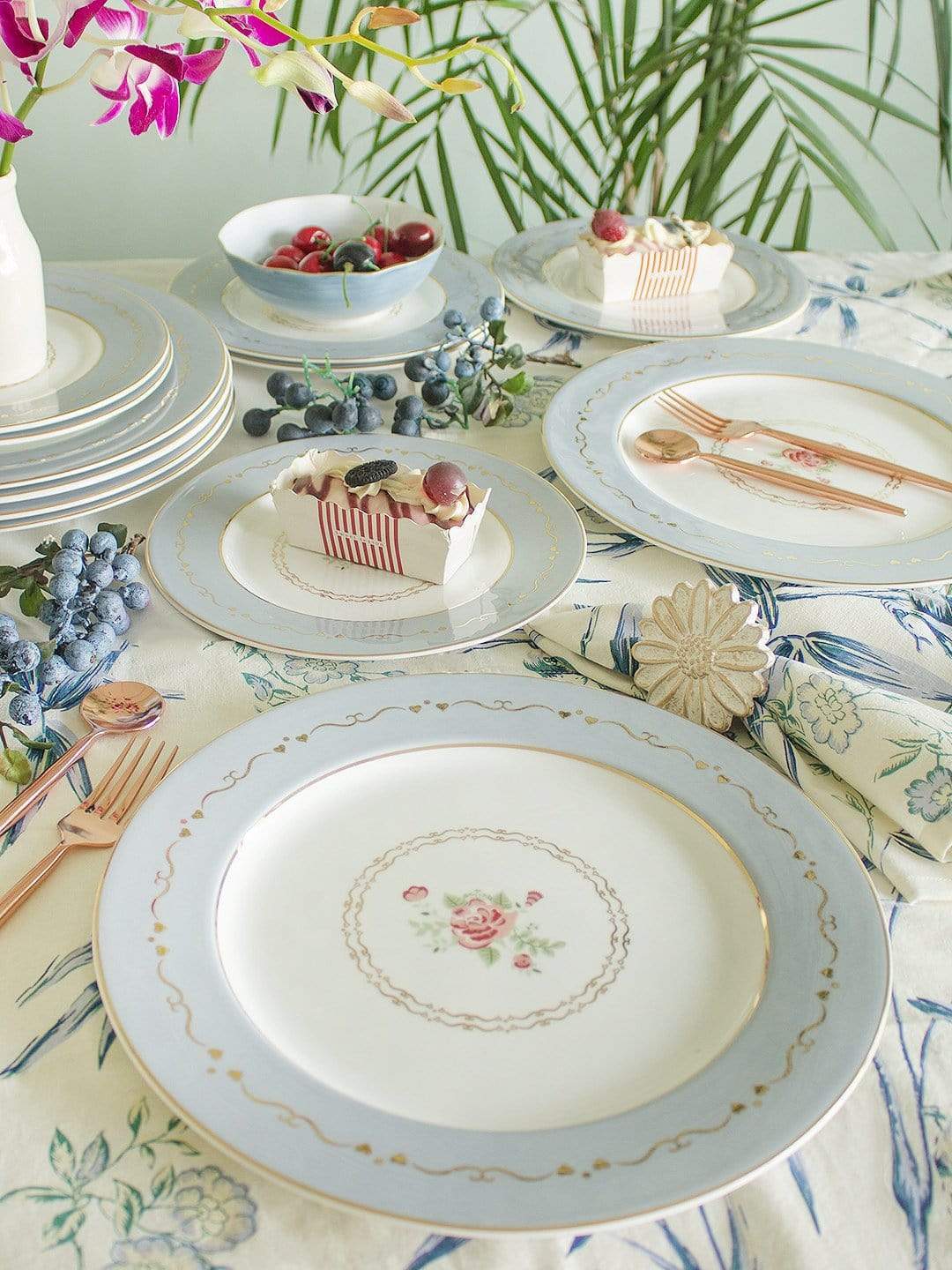 Vintage Rose Dinner Plates Set of 6 - Powder Blue