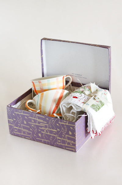 Warm Your Heart Gift Box