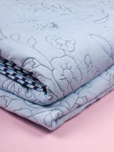 Periwinkle Trellis Quilted Bedcover